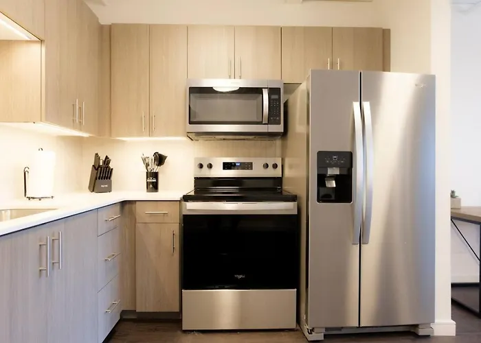 Above The Roots - Sophisticated 1bd Retreat Washington